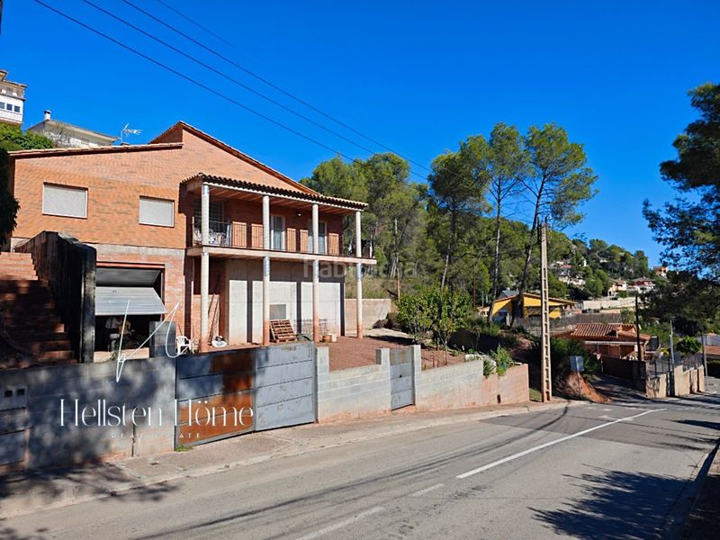 Foto cf327c36-95bb-4f77-a660-3caf70f48bf8. Xalet a Corbera de Llobregat