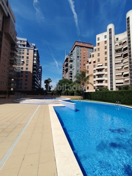 Foto 430cccd1-7db8-474e-9cf0-53c744c50a30. Flat with parking pool in La Constitución-Canaleta Mislata