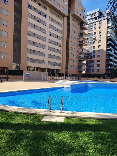 Foto 4a791c74-aeda-46d9-9dde-b9ab3f758df6. Flat with parking pool in La Constitución-Canaleta Mislata