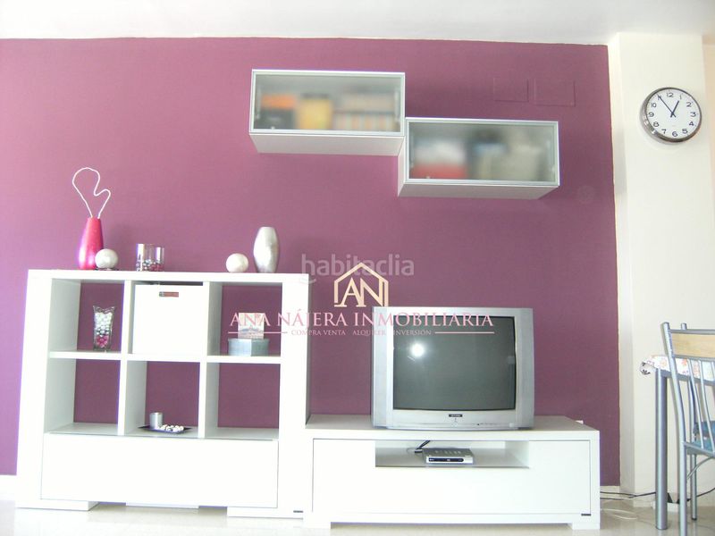 Foto b0eb2ddb-bed4-4dea-b999-51514e548043. Studiowohnung mit parking in Zona Concordia Burjassot