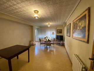 Pis a Soternes. Gran vivienda con garaje,  zona avenida del cid y calle alcacer