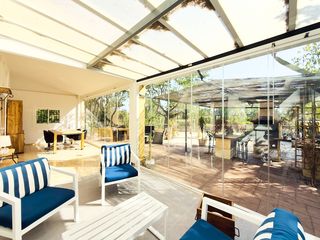 Country house in Pedanías Este. Encantadora finca ruacutestica en aspe alicante se vende especta