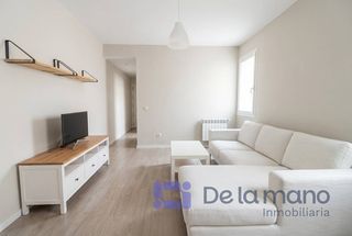 Etagenwohnung  Calle de lópez de hoyos. Piso exterior en perfecto estado y en calle principal