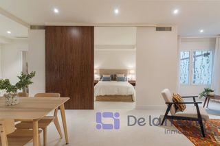 Rent Apartment in Calle marques del duero 5. Apartamento reformado con garaje incluido en plena milla de oro