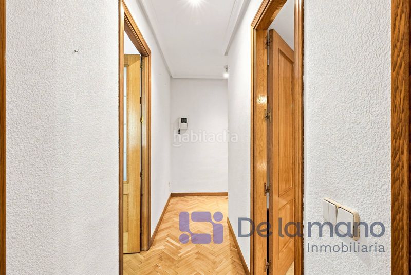 Foto bd7fa4bb-b699-49cf-89f1-c793e977b1a6. Lloguer pis a calle de las peñuelas 17 a Acacias Madrid