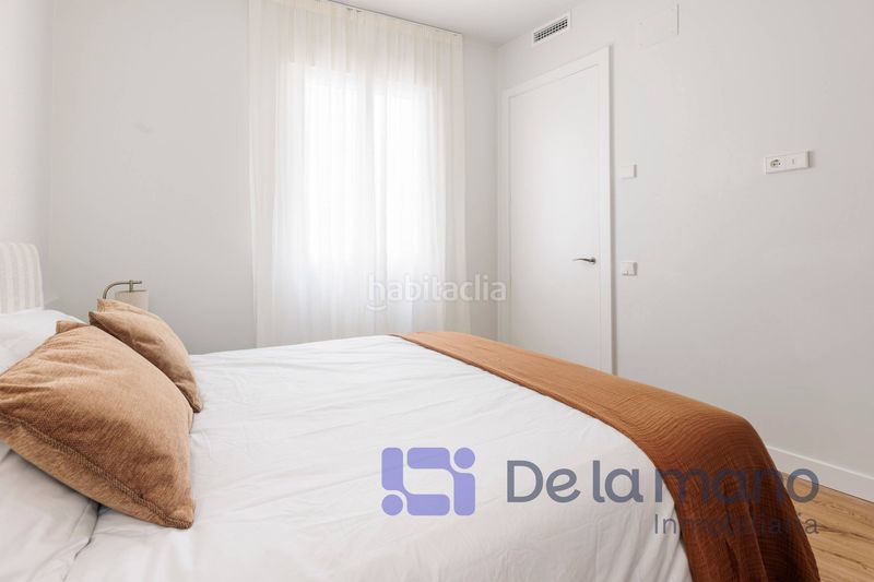 Foto aaa5c3de-a7d4-4883-9b9b-a8885f8936fb. Àtic a plaza angel 3 a Cortes-Huertas Madrid