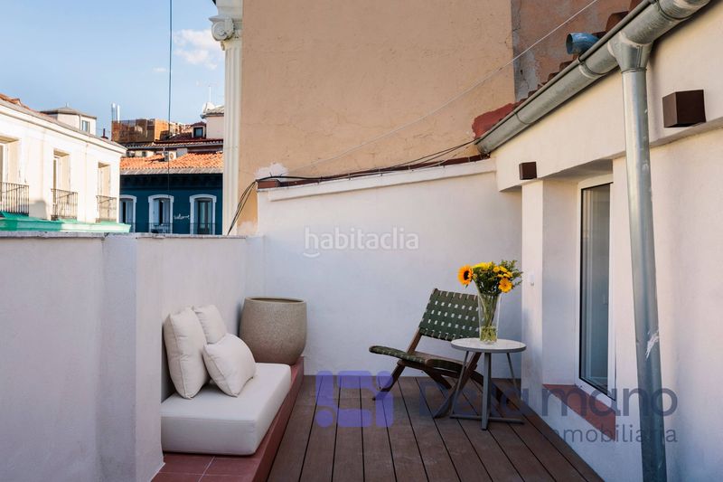 Foto d4e71283-b45a-4381-9a64-a82584242dfd. Àtic a plaza angel 3 a Cortes-Huertas Madrid