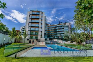 Affitto Piccolo appartamento in Calle de la costa brava 13. Apartamento de lujo con garaje, trastero, piscina y gimnasio