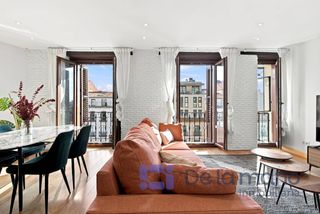 Alquiler Piso en Calle fuencarral 111. Vivienda reformada y amueblada con 3 balcones a la calle fuencar