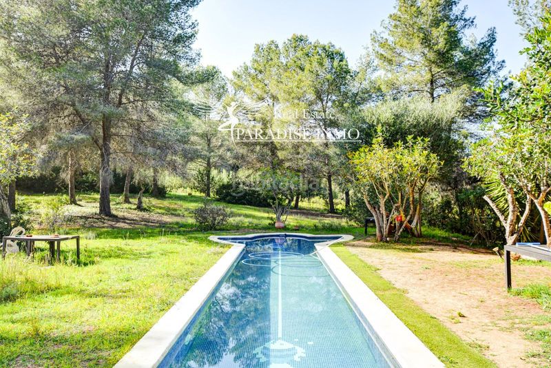 Foto 4ebef856-2dae-432f-b211-f50688a2f9fa. Xalet amb calefacció aparcament piscina a Sant Joan de Labritja