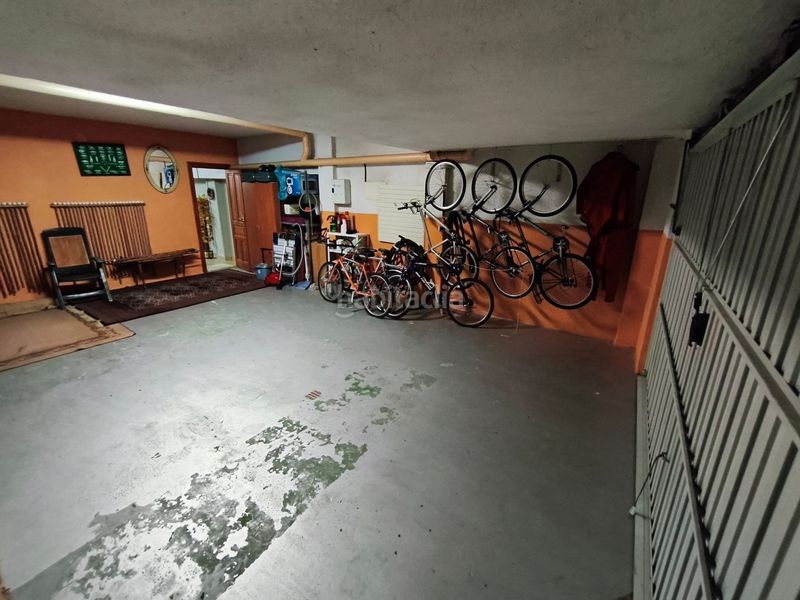 Foto 4c628a58-f65a-4257-b1d6-48d41ec6e445. Casa amb calefacció aparcament a El Puntal Laredo