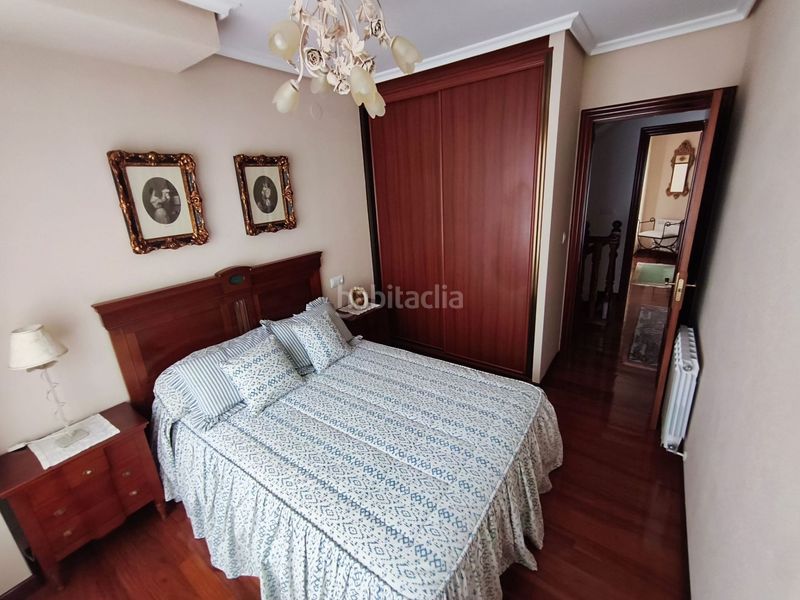 Foto 9498739f-c3a2-44c5-8242-56329d3b6a01. Casa amb calefacció aparcament a El Puntal Laredo