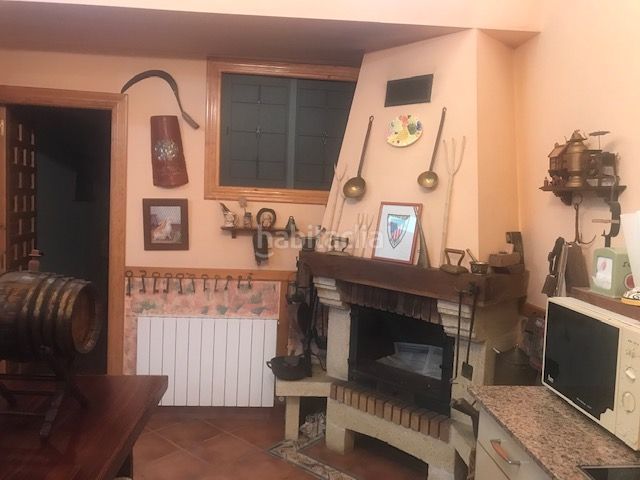 Foto a2c699cc-46d9-4e1c-afa6-91a7acae3a3c. Casa amb calefacció aparcament piscina a Arnuero