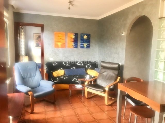 Foto d2fabdf1-296b-459a-b73c-1d7a9ea10329. Flat with heating in Ris Noja