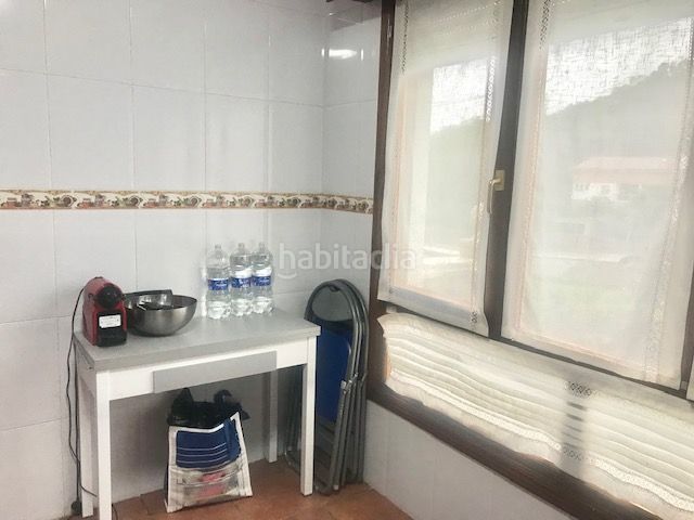 Foto 4e6732de-9359-42d5-a757-65879c1d4bf1. Casa amb calefacció aparcament a Arnuero