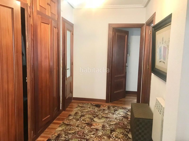Foto bef9cadc-c449-4d3e-b376-fb910daad19c. Casa amb calefacció aparcament a Tregadín Noja