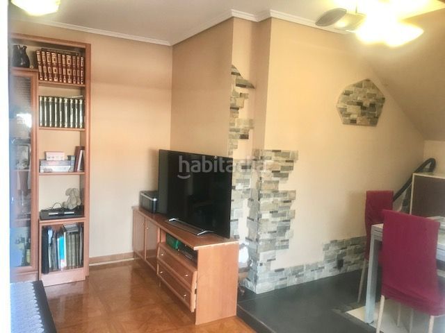 Foto b45ee751-1420-4e6a-bc35-041d3299d7b4. Àtic amb calefacció a Ris Noja