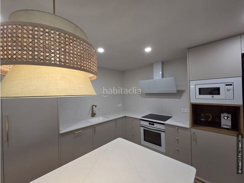 Foto e9125a36-6451-415f-97e6-cea3dea899a2. Casa amb calefacció a Centro Almazora / Almassora