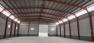 Location Bâtiment à usage industriel  Calle b. ¡oportunidad única! nave exenta y reformada en el corazón del p.