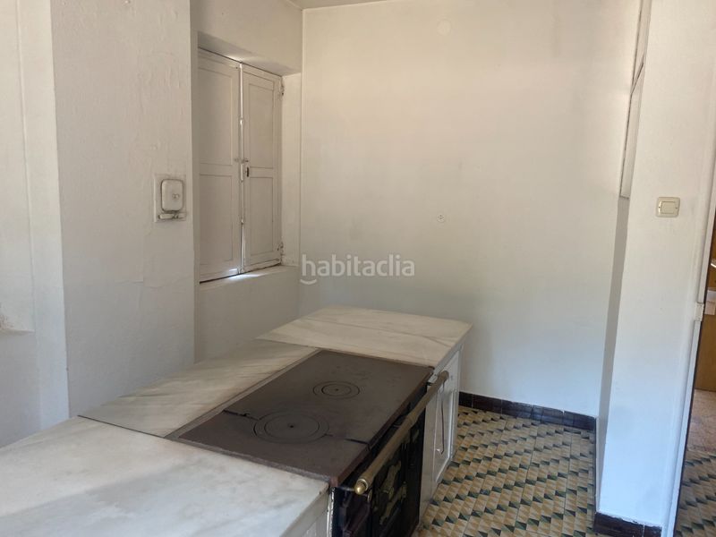 Foto df40a036-d780-46b7-b467-dad1b66976e9. Casa en Touro