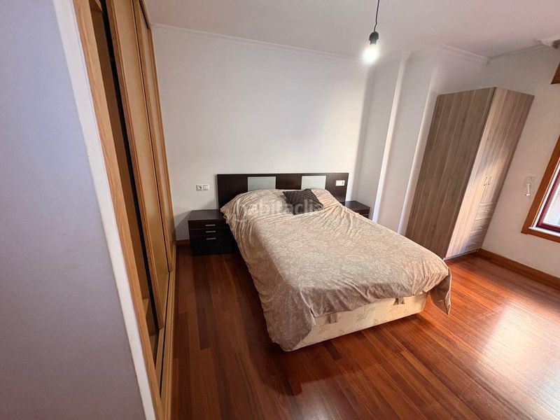 Foto c7430fd5-8a9a-4128-a776-f61ce074462a. Flat in rúa figueiras 12 in O Milladoiro Ames