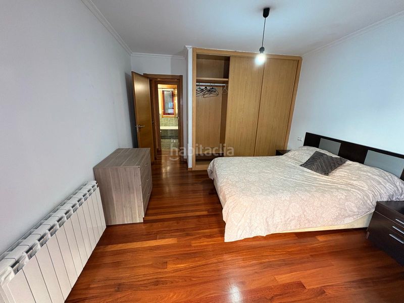 Foto 74a76849-f361-4e21-b157-90d0ec8585f4. Piso en O Milladoiro Ames