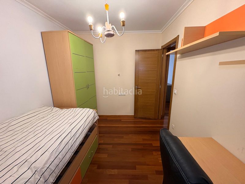 Foto e95755ff-3b43-4192-81a6-e81e0c9e2419. Piso en O Milladoiro Ames
