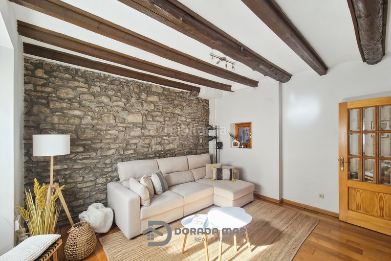 Foto 619ba32e-1a9f-45f6-a2b6-6447dbecff05. Apartamento  en el corazón histórico en Jaca