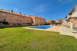 Apartamento  De l'onze de setembre. Espacios amplios, vistas abiertas y la playa a dos pasos.
