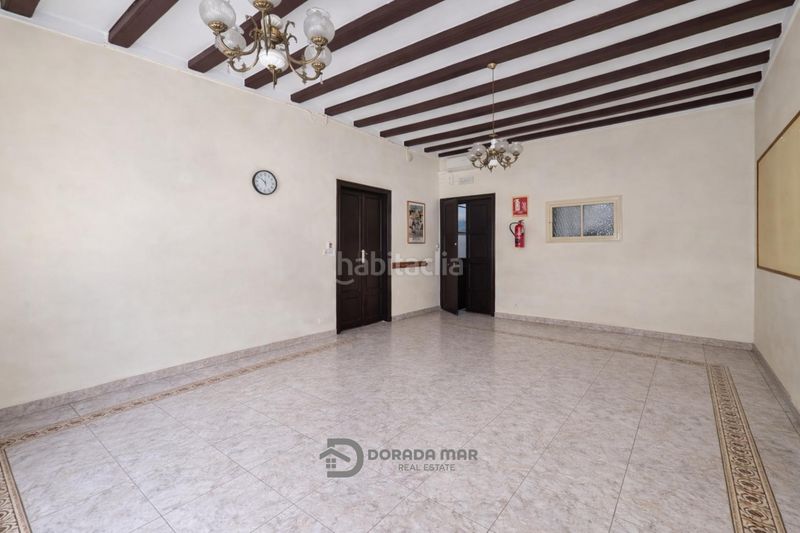 Foto c84c977e-9f61-4195-b398-2a4e70f1e75f. Edifici a Centrevila Vilanova i la Geltrú