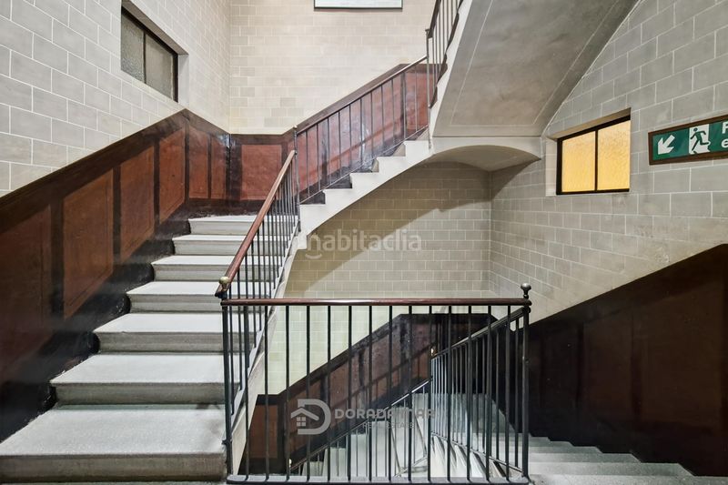 Foto e8dbda9e-0018-444c-9498-f45b5d26bda0. Edifici a Centrevila Vilanova i la Geltrú