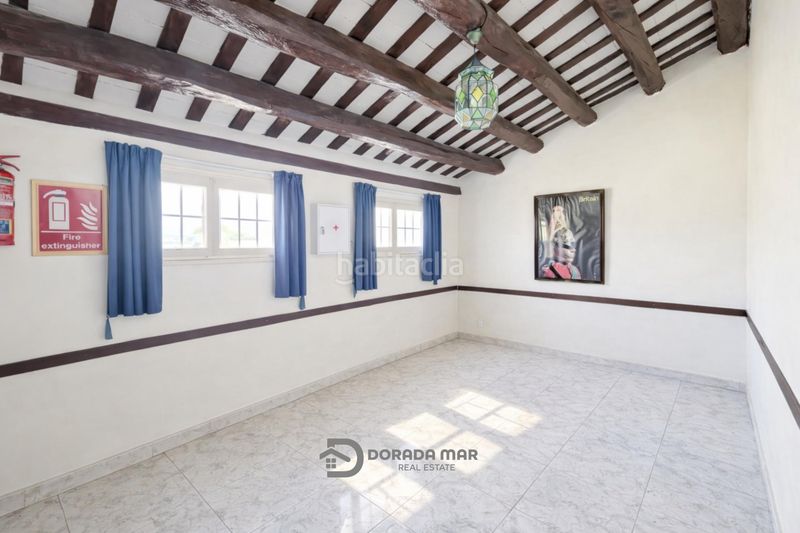 Foto fb17a6fe-d625-4af3-b78d-bb5037d393d4. Edifici a Centrevila Vilanova i la Geltrú