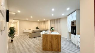 Pis en Calle rodeo 5. Amplio piso en los cristianos