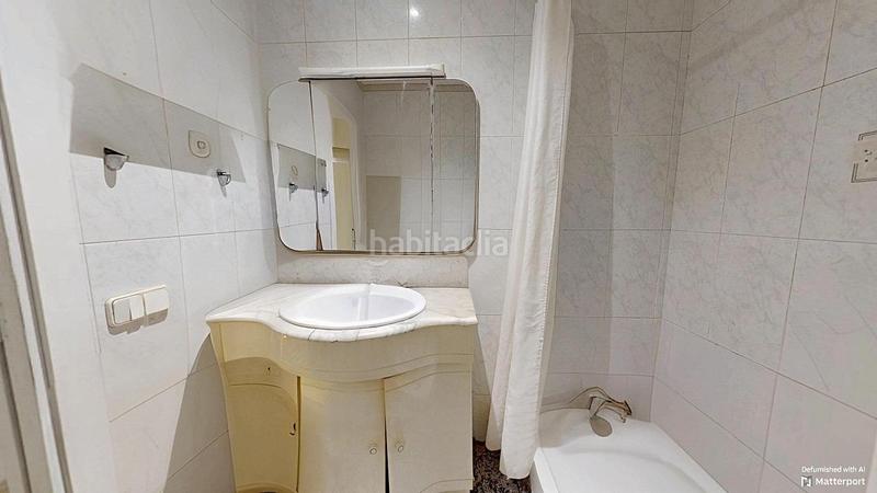 Foto c7f175f0-e728-40c4-a4f3-3dbd9904f5ab. Piso  en la misma rambla del Poblenou en Poblenou Barcelona