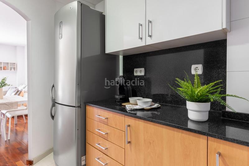Foto 5aee1997-13d8-47e1-bc33-95e03f5f57f5. Piso vivienda luminosa con terraza y parking junto a la rambla del Poblenou en Barcelona