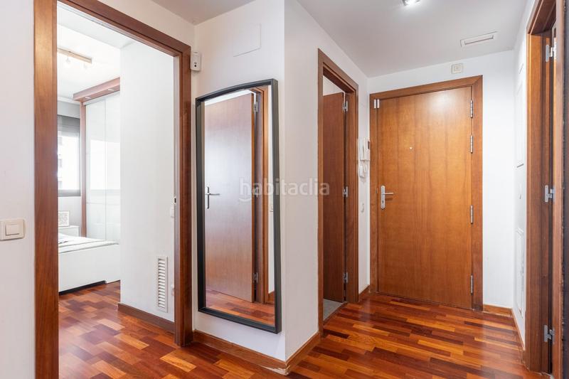 Foto 88d6669d-d57d-417b-8504-93e6b90ecda0. Piso vivienda luminosa con terraza y parking junto a la rambla del Poblenou en Barcelona