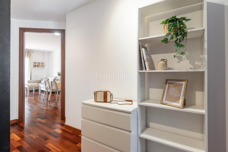 Foto c402d574-40d4-4af8-a913-df7325a83449. Piso vivienda luminosa con terraza y parking junto a la rambla del Poblenou en Barcelona