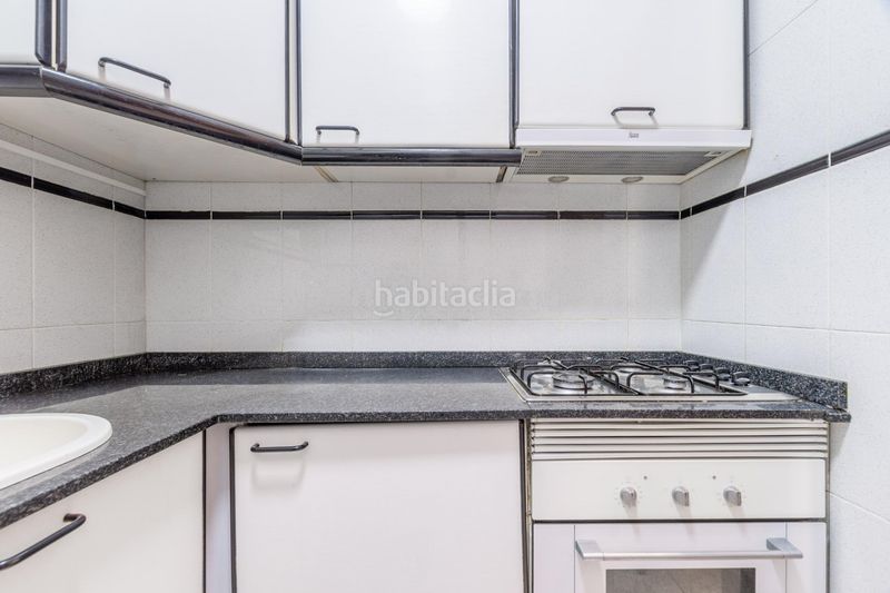 Foto 5bc78768-28d9-40f4-ad74-eb9e777a6f68. Pis a Poblenou Barcelona