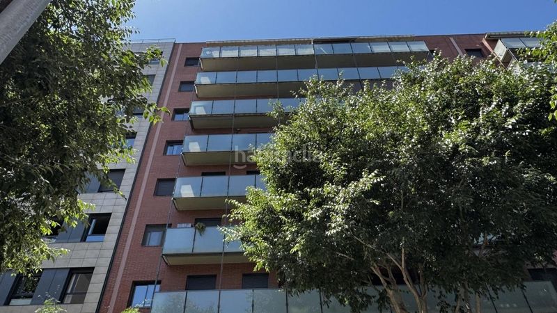 Foto 1a64697f-a8d0-4ce5-b424-d791b4f8385e. Pis amb calefacció aparcament piscina a Provençals del Poblenou Barcelona