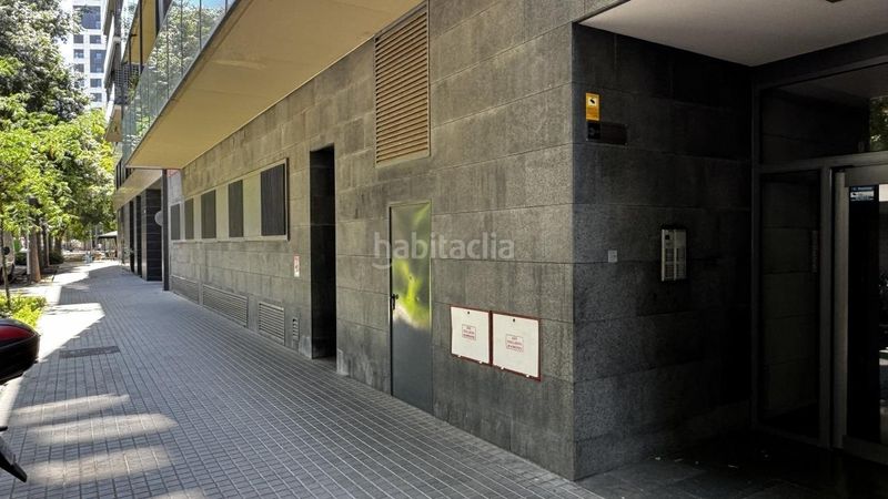 Foto ffd7412f-af83-4563-826e-76627bb7987e. Pis amb calefacció aparcament piscina a Provençals del Poblenou Barcelona