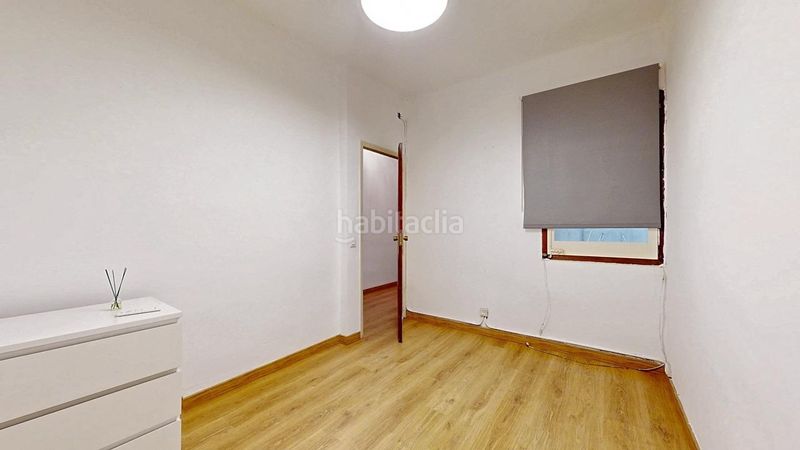 Foto a41d5721-9641-4948-ab7f-b014c955ef2c. Pis a Provençals del Poblenou Barcelona