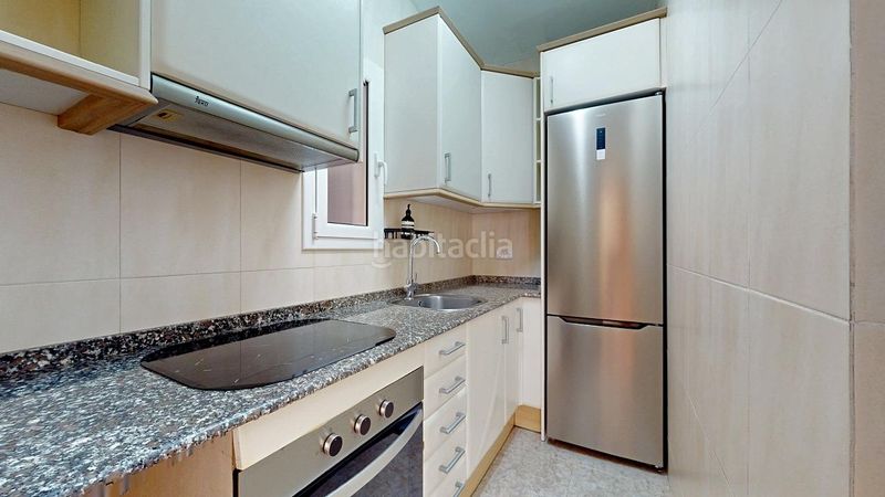 Foto ab89b897-810d-4833-af7f-631a31cce9df. Pis a Provençals del Poblenou Barcelona
