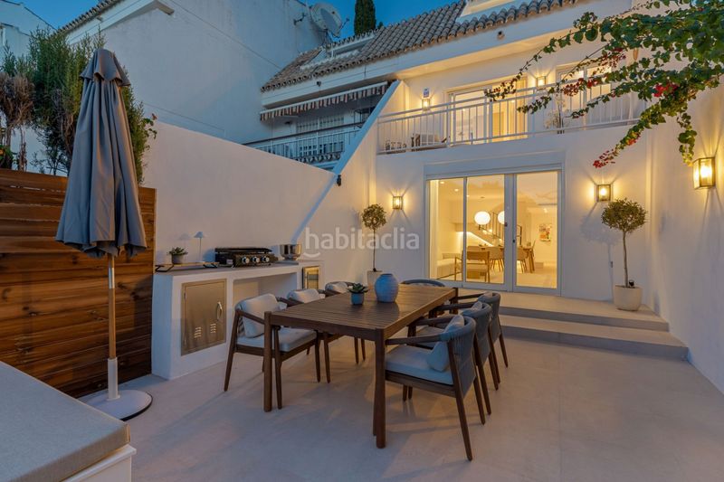 Foto a440f38d-3264-4851-97a8-85b5a5441fef. Casa adossada amb piscina a Nagüeles Alto Marbella