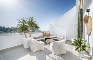 Appartement en La Quinta. Apartamento renovado con vistas panor�micas a la monta�a en la q