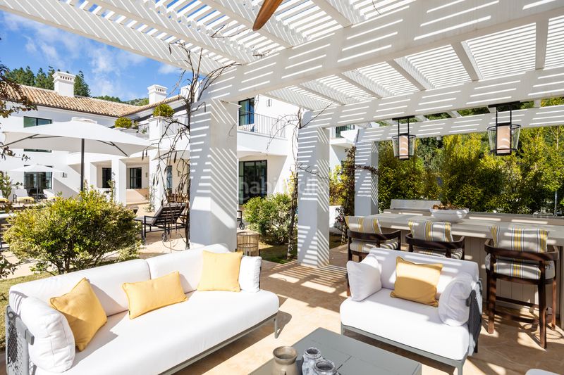 Foto 0b6ef159-ff16-42b3-a645-66a83fd06e2b. Casa amb aparcament piscina a Puente Romano Marbella