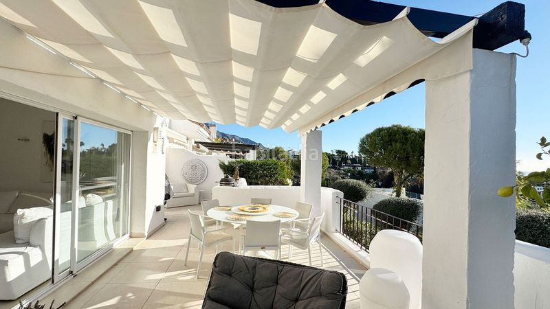 Foto 92888ce0-d427-4a77-a6ca-a534779f9cce. Àtic amb aparcament piscina a Los Naranjos Marbella