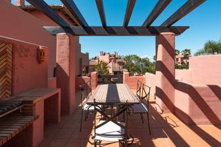 Attique  Costalita ii 0. Ático duplex exclusivo en prestigioso menara beach  estepona