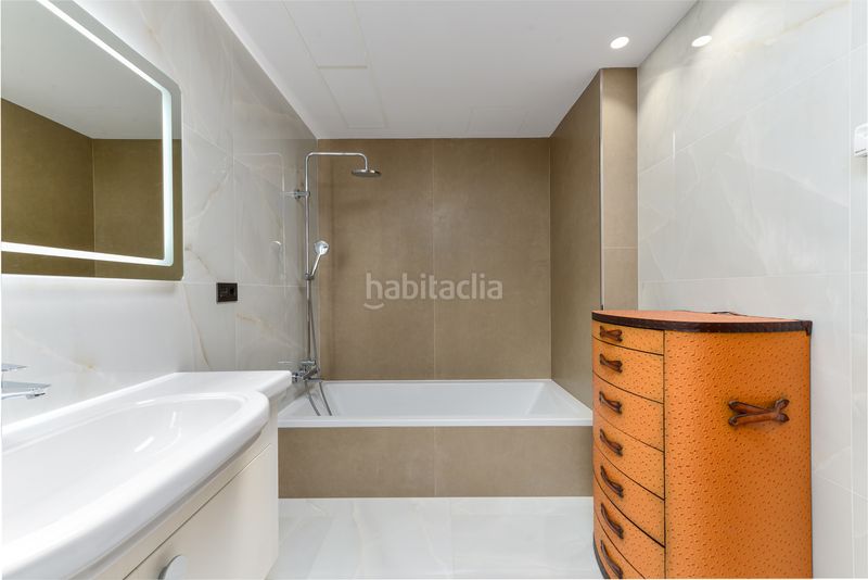 Foto 8e258f9e-0b40-4a4a-9062-044ff62111ed. Casa amb aparcament piscina a Chullera Manilva