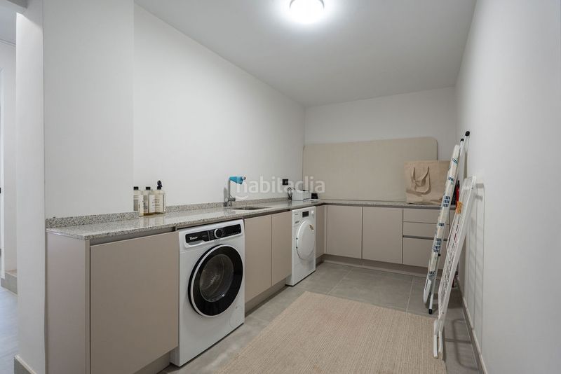 Foto 45d6b22a-1e18-4478-a8e8-a09f4096f793. Maison jumelée dans pleyades-nva andalucia h 24 dans Marbella