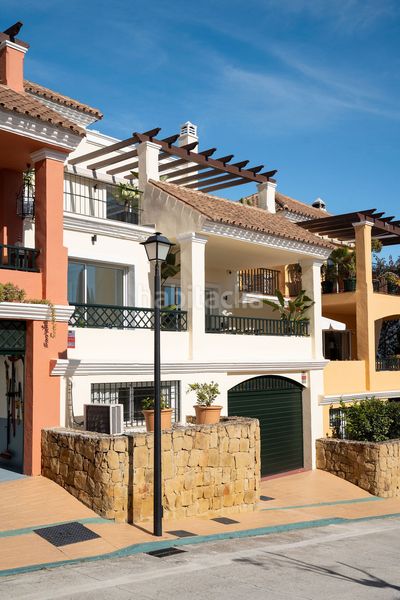 Foto e6f253f4-0778-4aff-85a6-4730ce445b15. Maison jumelée dans pleyades-nva andalucia h 24 dans Marbella